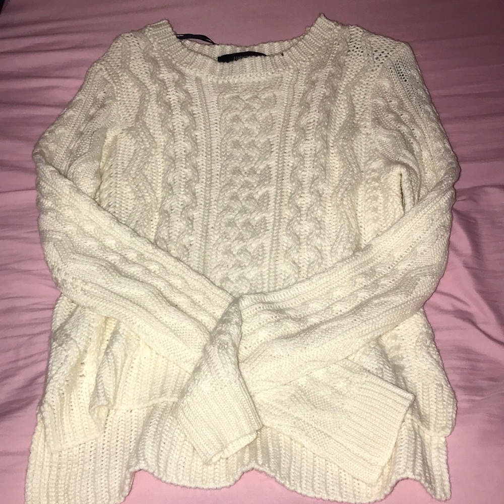 Forever 21 Knit sweater